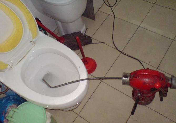 余杭24小时管道疏通-疏通厕所
